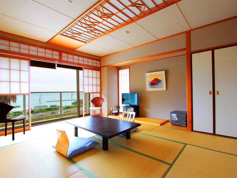 Japanese-Western style room 6